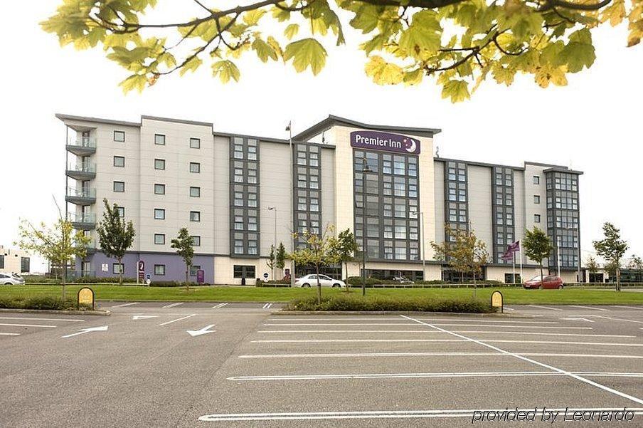 Premier Inn Dublin Airport Swords Exterior foto